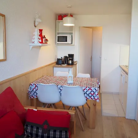 Travelski Classic - Median Apartment *